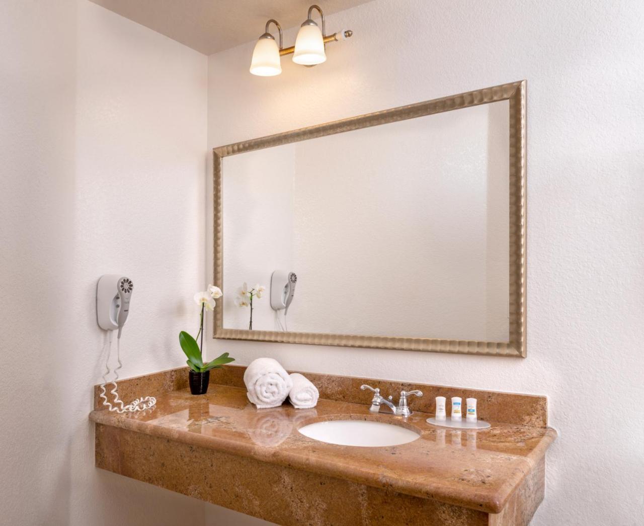 Beachfront Inn And Suites At Dana Point Exterior foto